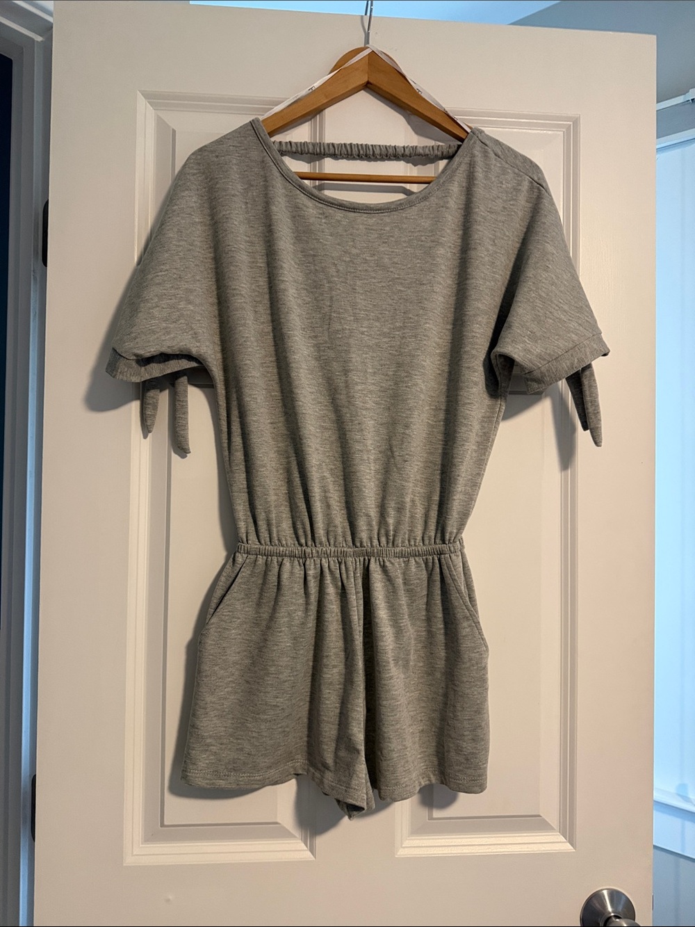 Lulu's Light Heather Gray Tee
